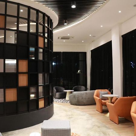 Otel Hotel Suite Sibu Zewnętrze zdjęcie