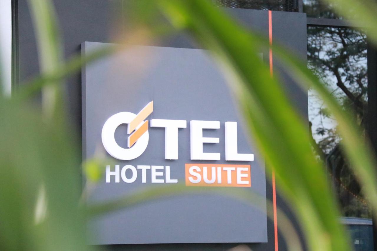 Otel Hotel Suite Sibu Zewnętrze zdjęcie